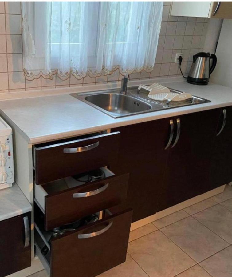 Studio Nikol Koutsoupia Kókkinon Nerón Kültér fotó